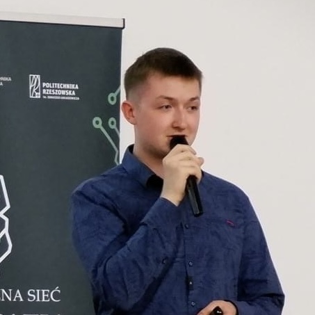 Maciej Jakubowicz